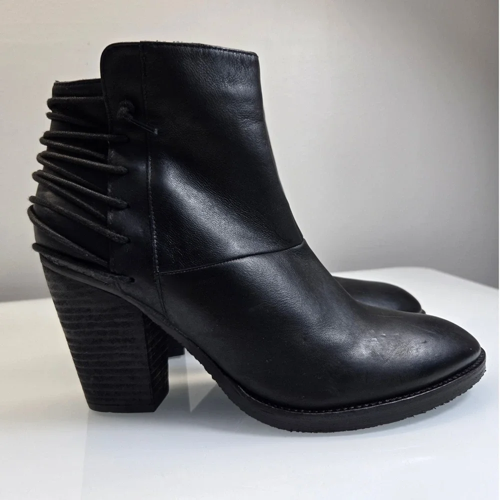 Steve Madden‎ Leather Ankle Boots Booties Women Size 10 Raglin Black Back Lace